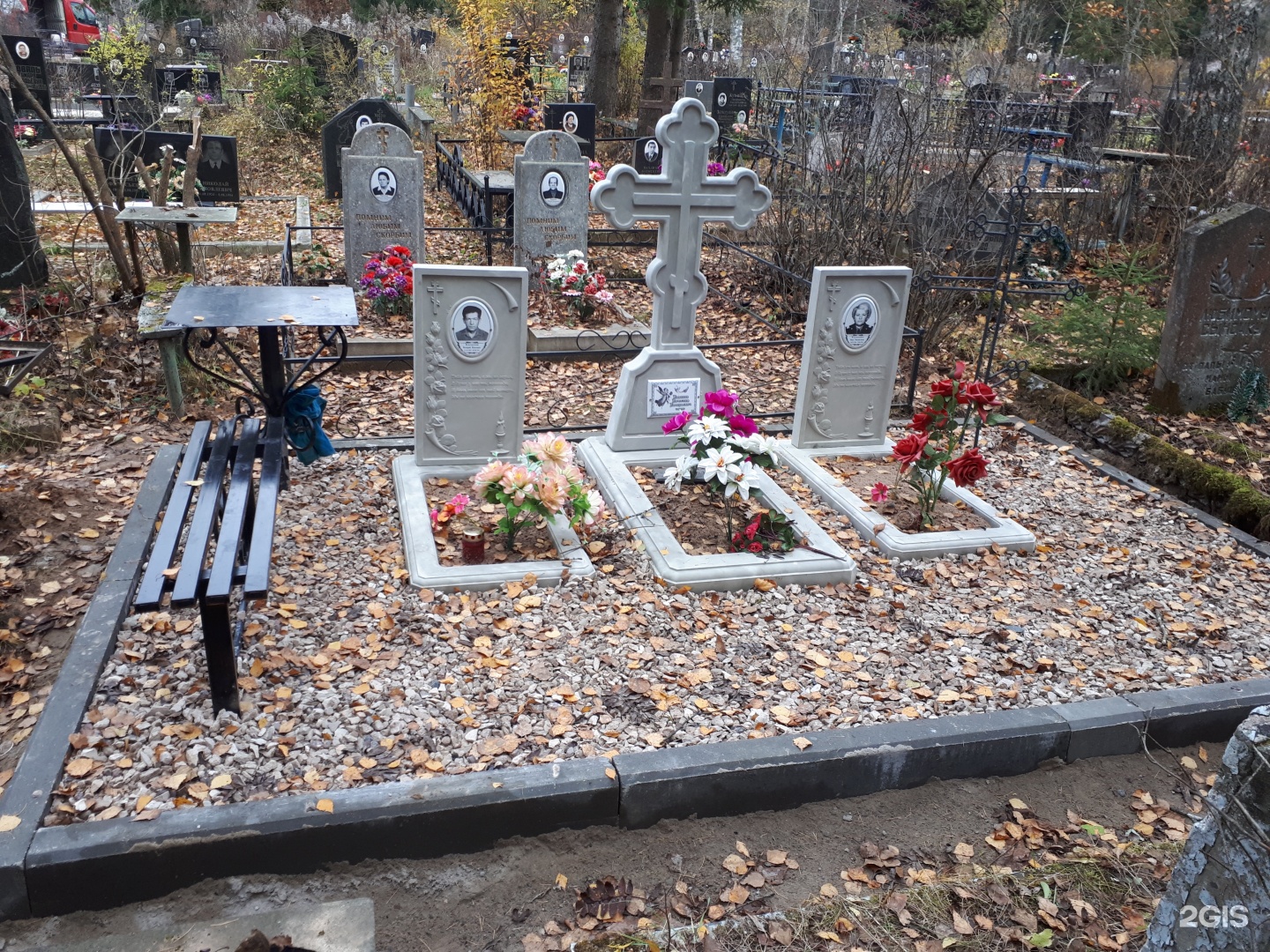 Магазин памятников и ритуальных товаров